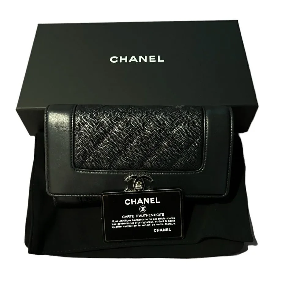 Chanel gusset flap wallet